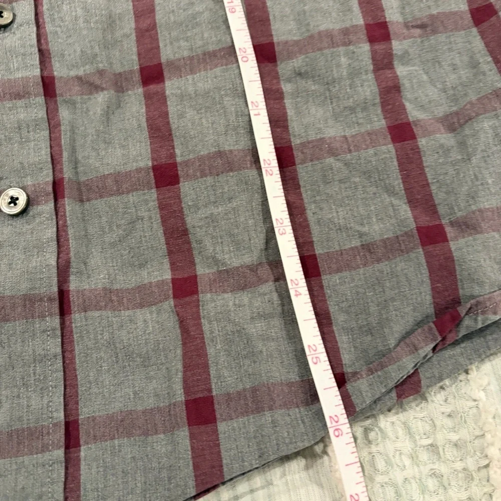 UNTUCKit Men’s Slim Fit Plaid Button Down Shirt Gray Burgundy‎ Large